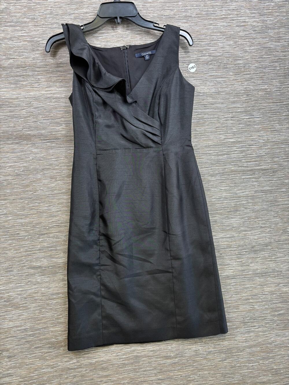 Chadwicks Dress Womens 4P Black Ruffle Sheath V Neck Knee Length Cocktail